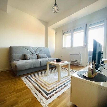 Apartman Nikol Kumanovo Eksteriør bilde