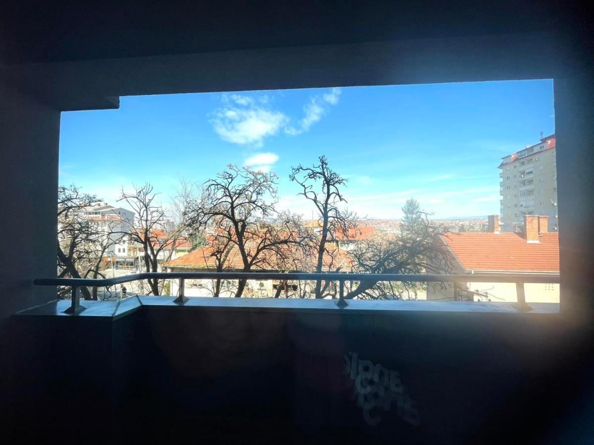 Apartman Nikol Kumanovo Eksteriør bilde